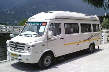 15 Seats Tempo Traveller in Amritsar