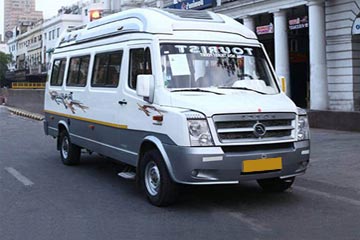 17 Seater Tempo Traveller on Hire in Amritsar