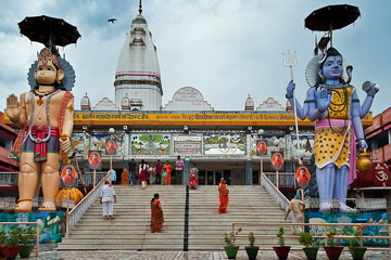 Amritsar to Haridwar Tempo Traveller